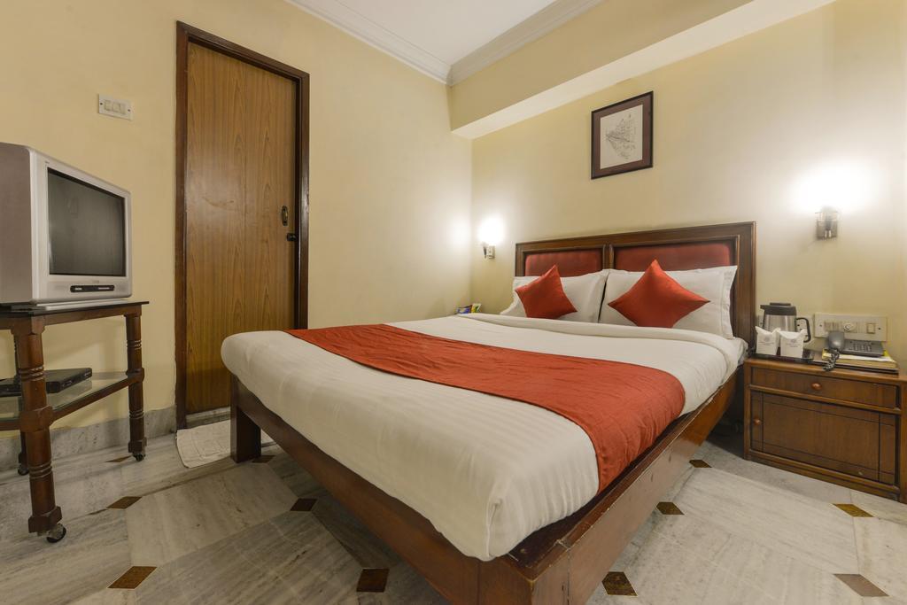 Camac Plaza Hotel Kolkata Room photo